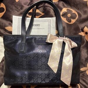 Gucci EUC Imprime Coated Canvas Navy Tote Shoulder Bag COA*